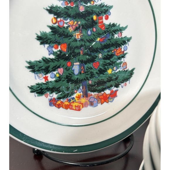 Christmas Tree Plates and Bowls Set Holiday Dinnerware Green Trim Totally Today - Picture 3 of 11
